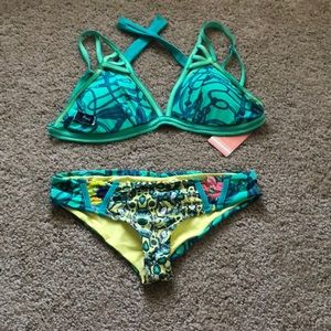 NWT Maaji Bikini Set